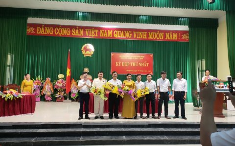 Hội đồng nhân dân xã Đông Minh